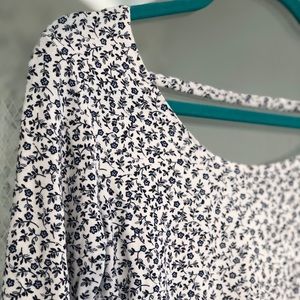 UO Pins & Needles Floral Print Crop Top